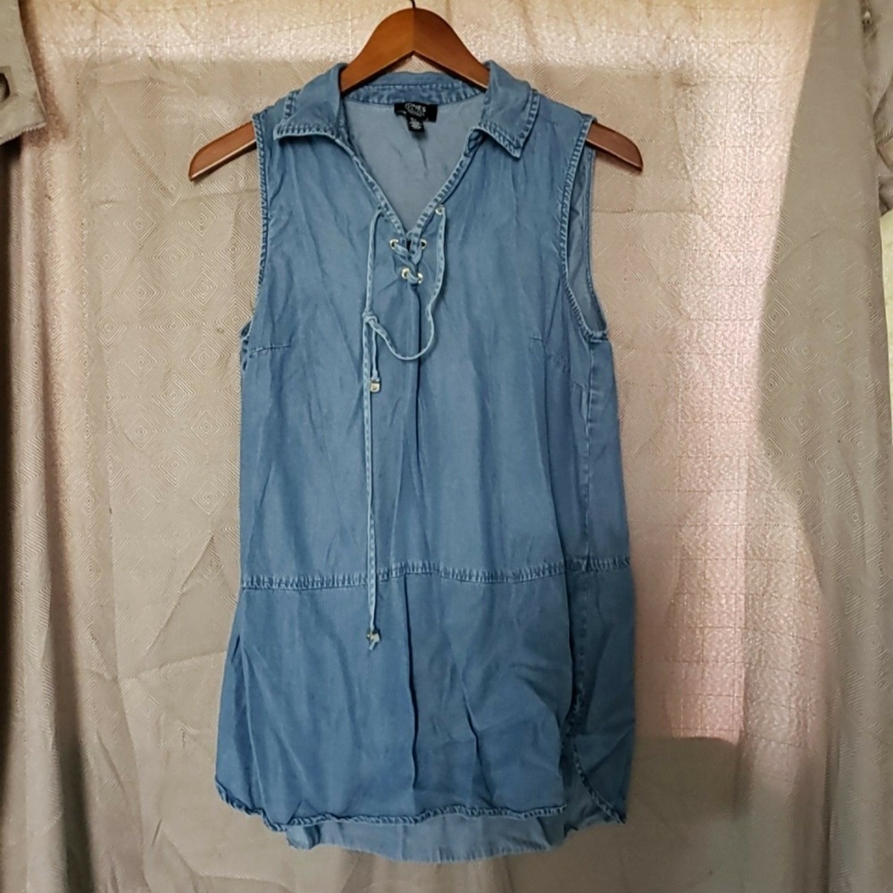 Jones New York Shirt Womens M Blue Chambray Lace Up Sleeveless Tunic Summer